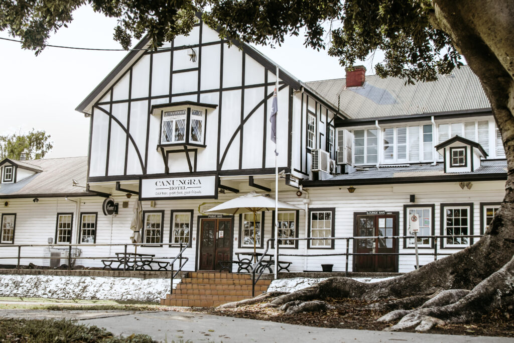 Canungra Hotel